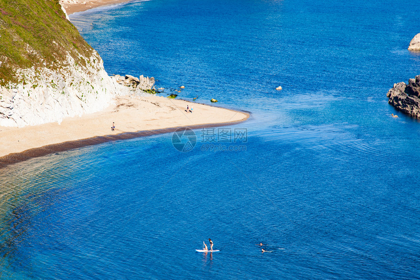 英国夏日度假目的地DorsetJurassic海岸空中观察地标旅行英国的图片