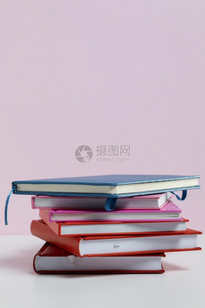 配件木制的最佳粉红背景书籍分类图片