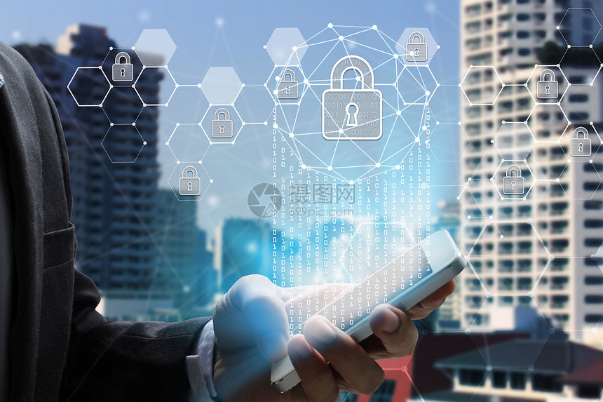 有保障的商人使用有锁技术背景的智能手机网络安全数据保护商业技术隐私概念b企业使用智能手机加密虚拟的图片