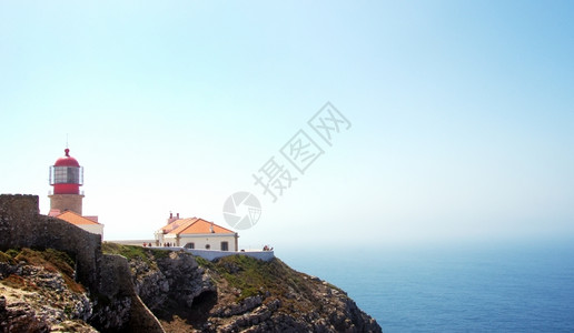 海岸景水平的CaboSaoVicente灯塔葡萄牙萨格雷斯图片