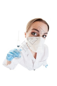 疫苗眼睛一名带针头的护士在俯视上方宽角白背景医生图片