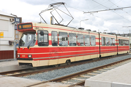代尔夫特铁路老的在欧洲荷兰德尔夫特的TramStop上市背景
