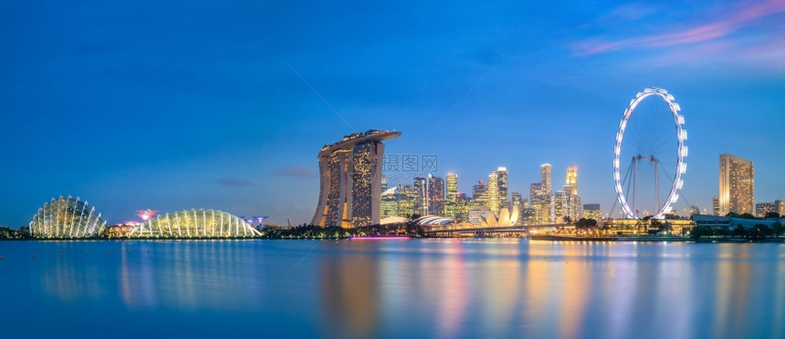 新加坡金融区日光天际的风景黄昏堤外部的图片