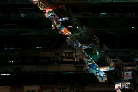 酋长国灯地标曼谷市夜间是首都也泰国人口最多的城市之一泰国图片