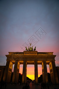 首都德国柏林勃兰登堡门巴黎广场结构体传统的高清图片
