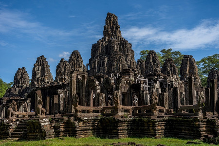 遗产佛古老的石头面对着柬埔寨Bayon寺庙吴哥Wat暹粒旅行图片