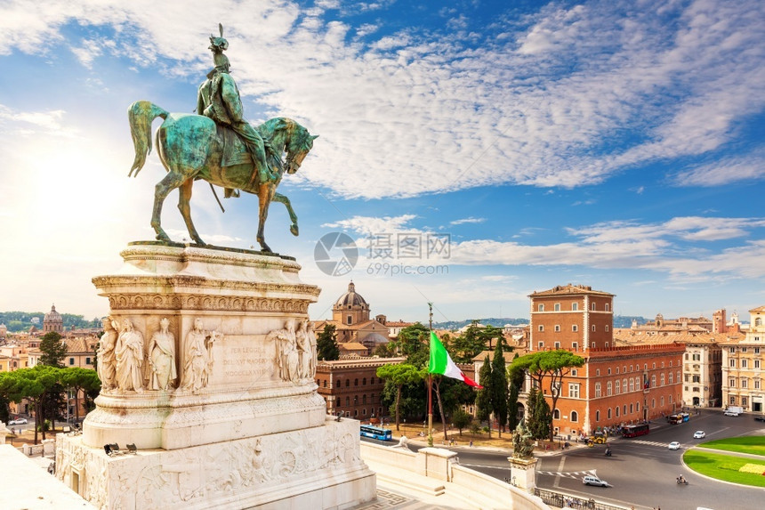 意大利罗马VictorEmmanue和Venezia广场纪念碑美景国民丽的传统图片