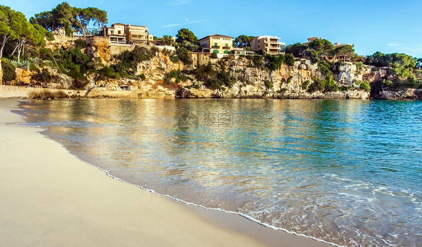 西班牙圣克里斯托马洛卡海滩岸村庄岛图片