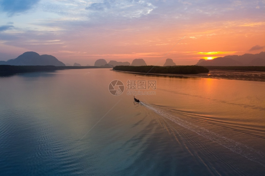 户外山姆尾巴美丽的日出空中观察风景泰国Phangngasamchong图片