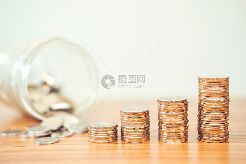 笔储蓄资金概念硬币堆叠融资钱审查图片