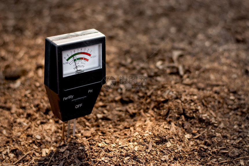 土壤测量表用于岩浆种植自然乡村的泥图片