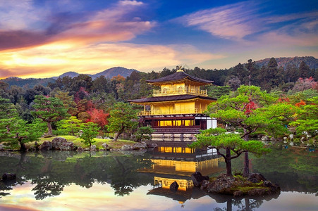 日本京都金宝馆九寺公园传统的金图片