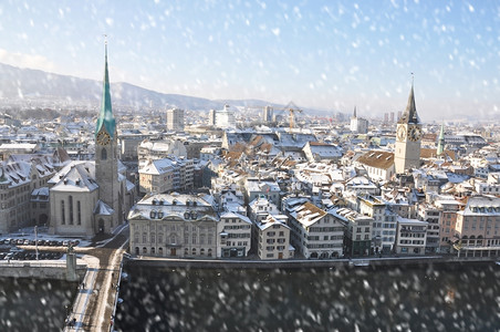 英石苏黎世冬季视图城市大教堂图片