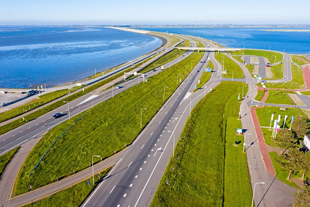 科恩韦德赞德干燥路线鸟类荷兰Afsluitdijk的KronwerderzandA7号高速公路航空背景