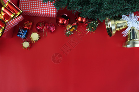 红色楼层Top视图上的圣诞成像装饰并有复制空间为您设计最佳棕色的绿图片