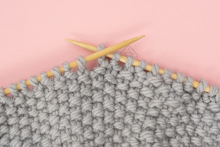 编织针制作粉色的高清图片