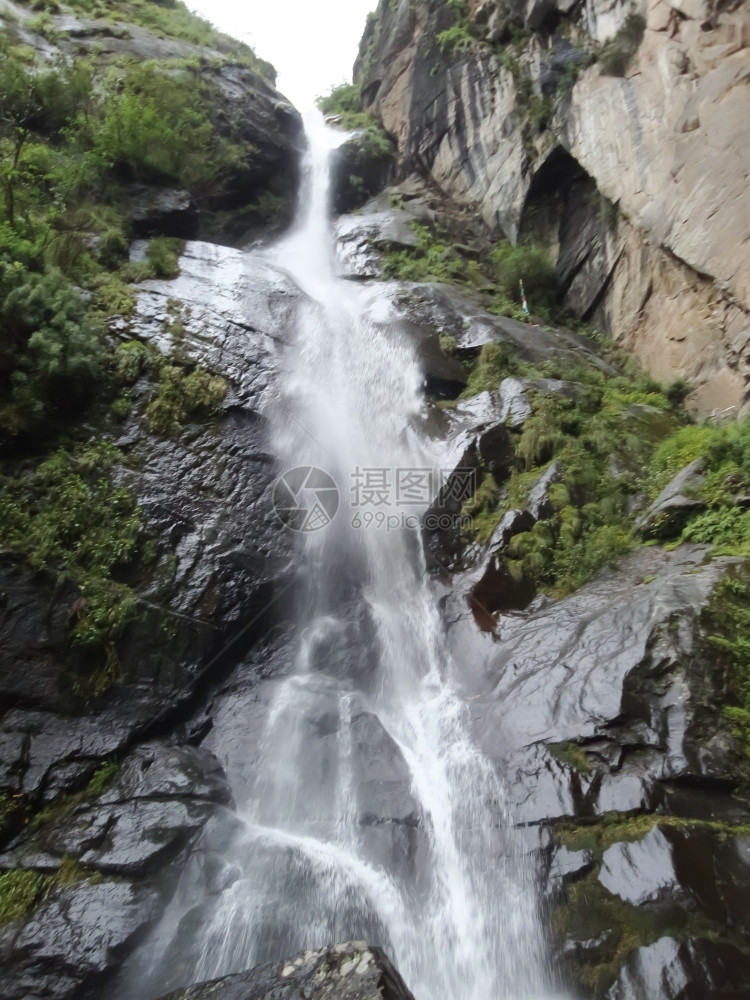 旅游大师戏剧不丹的瀑布图片