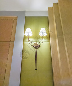 浪漫的阴凉处会议室墙上装饰现代电灯并装饰现代化电灯铁图片