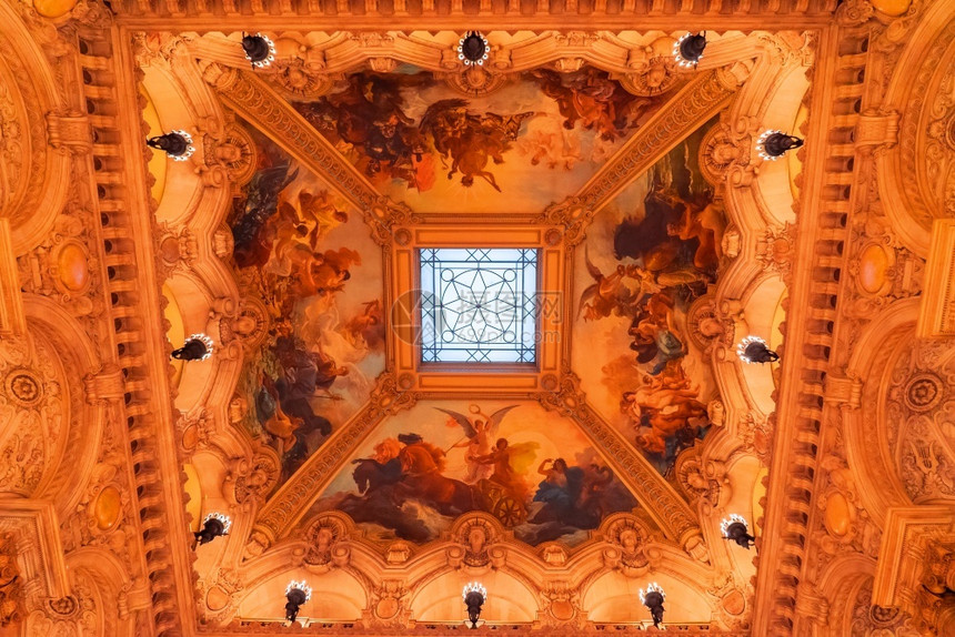 艺术学院国民法巴黎2019年月4日巴黎歌剧院卡尼尔主楼梯大厅的天花板法国巴黎日歌剧院卡尼尔大厅主楼梯的天花板图片