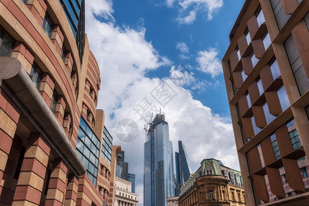 英格兰银行国际的摩天大楼图片素材