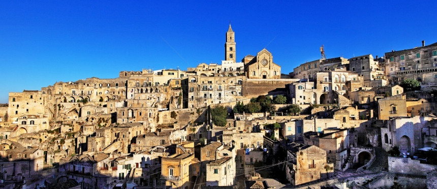 镇结石遗产Basilicata的古老洞穴城市Matera意大利的地标和流行旅游景点图片