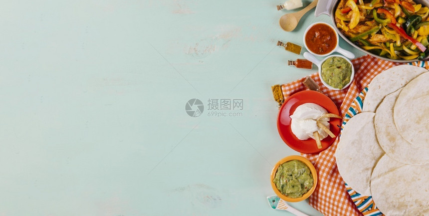 玉米饼墨西哥食品桌布红色的盘子油炸图片