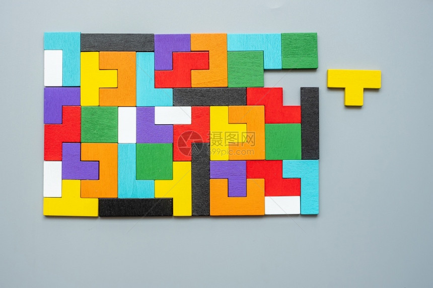 有创造力的具彩色木拼图背景逻辑思维业务难题决策解方案理使命成功目标和战略概念的几何形状块合乎逻辑的学习图片
