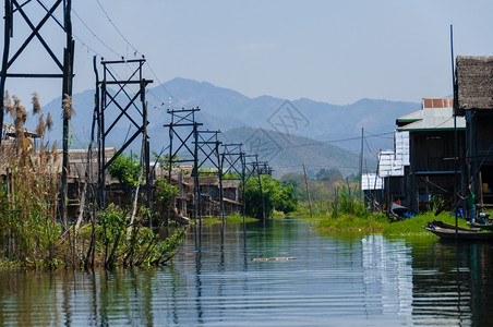 内尔缅甸湖村在内尔湖用电的缅甸村东南地点镶嵌图片