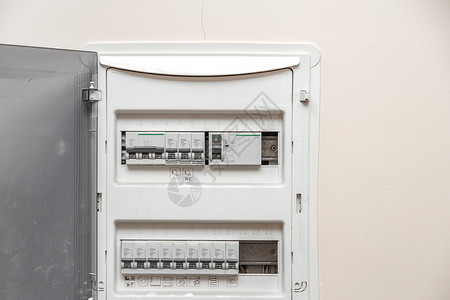电缆活力公寓墙上隔离的Fusebox配电箱按钮图片