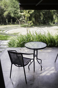 或者老的花园人行咖啡厅座位股票照片优雅图片