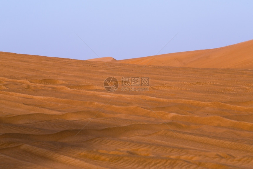 粉红岩沙漠的迦迪拜阿联酋地形游览拉伯图片