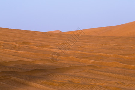 粉红岩沙漠的迦迪拜阿联酋地形游览拉伯图片