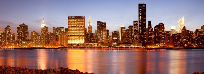 高楼美国纽约州市曼哈顿中城大楼天线建造全景图片