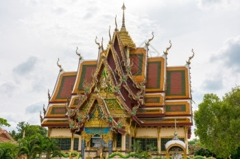 寺庙泰国WatPlaiLaemKohSamui大佛区雕像上帝祈祷图片