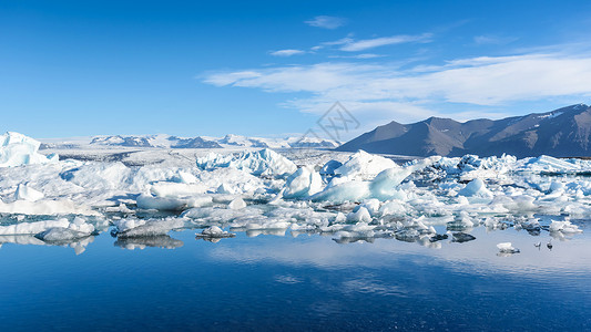 冰岛Jokulsarlon冰川环礁湖山的美景全球升温概念反射景观北极图片
