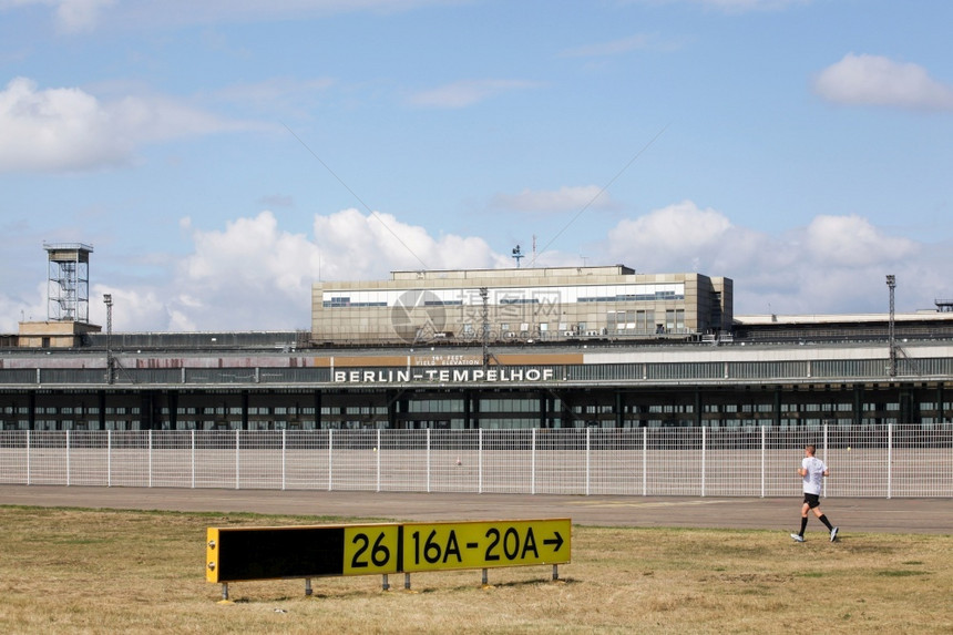 弃德国柏林Tempelhof机场运输地标图片
