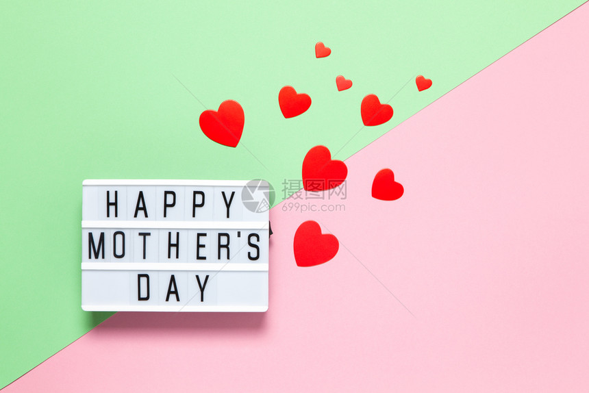 快乐的喜悦母亲节日概念光板许多红色不同大小的心在面纸背景粉红和绿色上复制空间水平贺卡工具为简单的粉色图片