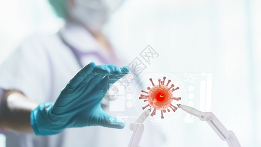 生产杀毒软件药物医生手握透明平板显示带有机器人臂的冠状细胞图片