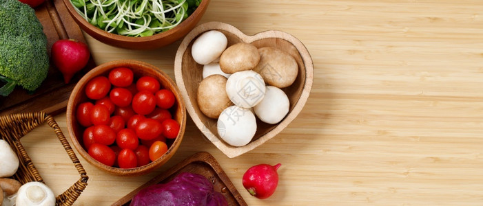 红番茄白菜蘑菇花椰向日葵树苗是一种健康的食物洋葱白色素食主义者图片