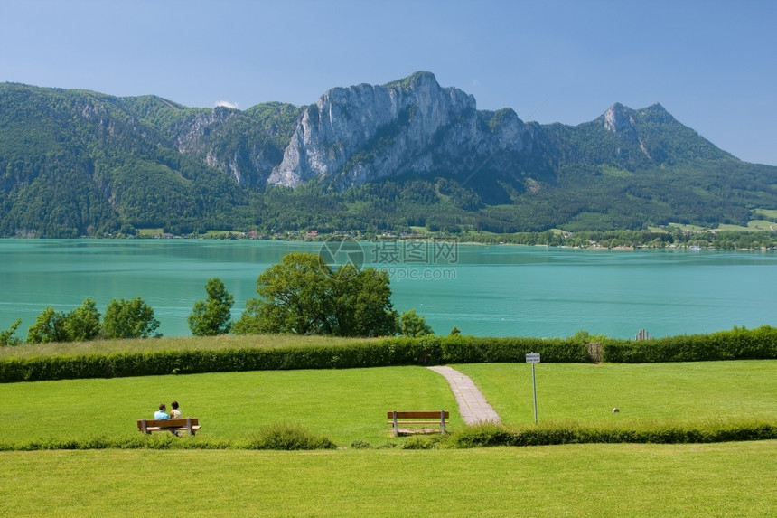 阿尔卑斯山天气自然奥地利高山湖蒙德西的风景图片