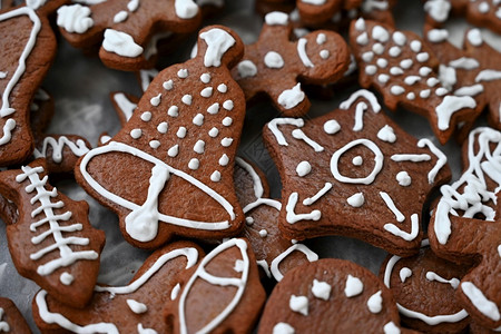 甜点圣诞糖果漂亮的手工装饰传统捷克圣诞姜饼和糖霜喜庆的刨冰图片