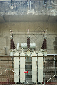 转变电缆技术的安装在电厂中已安装于电厂中图片