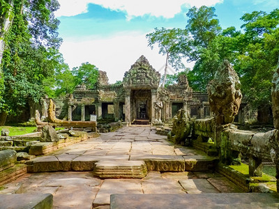 柬埔寨暹粒吴哥地区的PreaKhan寺庙外部的地标亚洲人图片