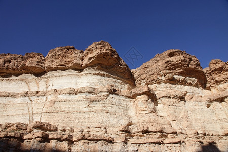 洞穴蓝色的异国情调阿特拉斯山沙岩悬崖图片