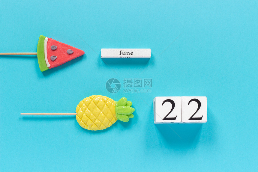 日历6月22日和夏季水果糖菠萝西瓜棒棒糖图片