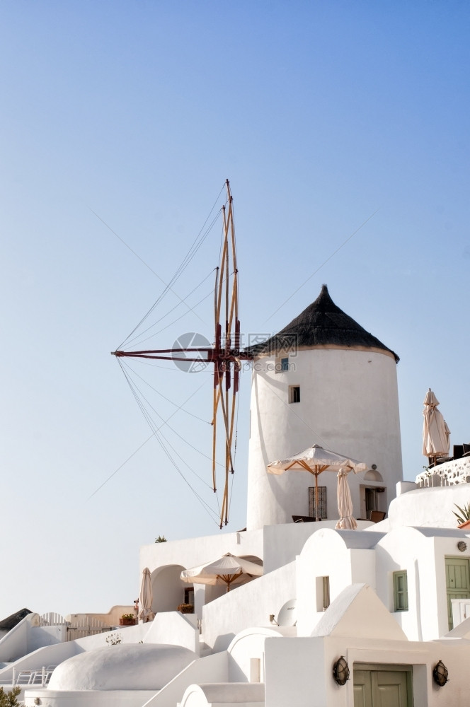 岩石泻湖建筑学希腊圣托里尼奥亚的风车图片