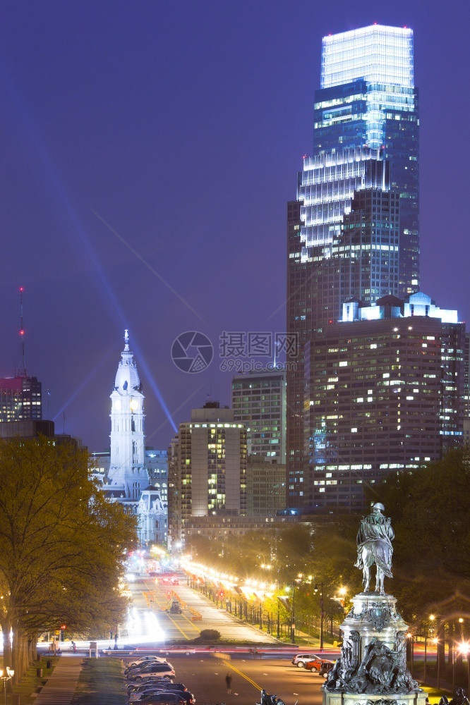 美国宾夕法尼亚州费城市府政厅的下天际线旅行股票外部的图片