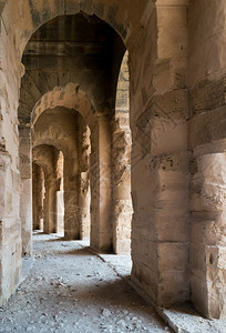 罗马安菲修院内的拱门历史柱子突尼斯人图片