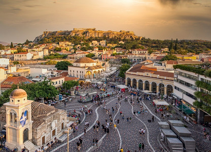 蒙纳斯提拉奇帕台农神庙希腊雅典日落时Monastiraki广场和Acropolis的天文全空中风景美丽的城市背景