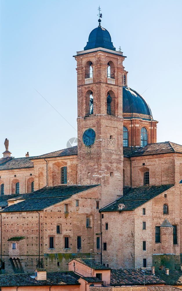 意大利乌尔比诺杜奥莫大教堂修道士意大利遗产镇图片